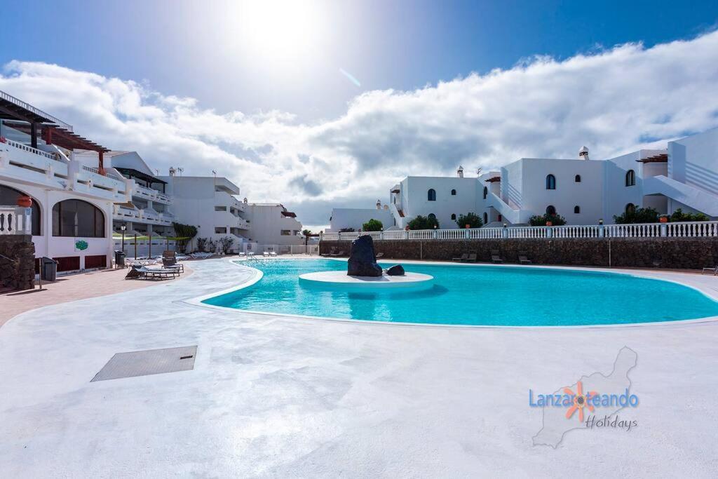 Kiara Vivienda Vacacional Costa Teguise Exterior foto
